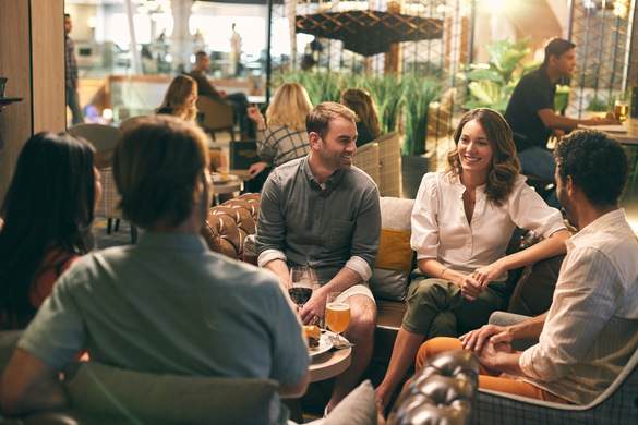 Celebrity Cruises, Celebrity Beyond, Craft Social Bar 2 ©CEL.jpg